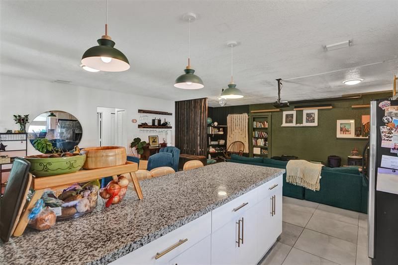 220 NE 165th Street, Miami, FL 33162 Photo