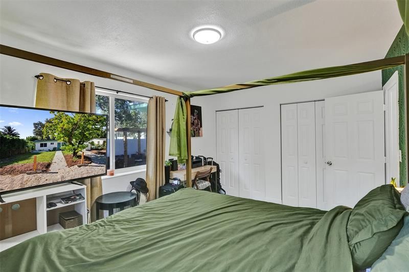 220 NE 165th Street, Miami, FL 33162 Photo