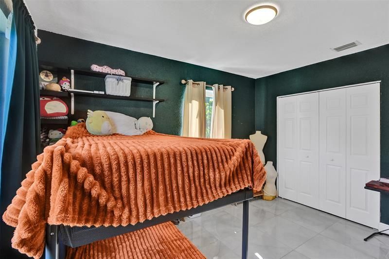 220 NE 165th Street, Miami, FL 33162 Photo