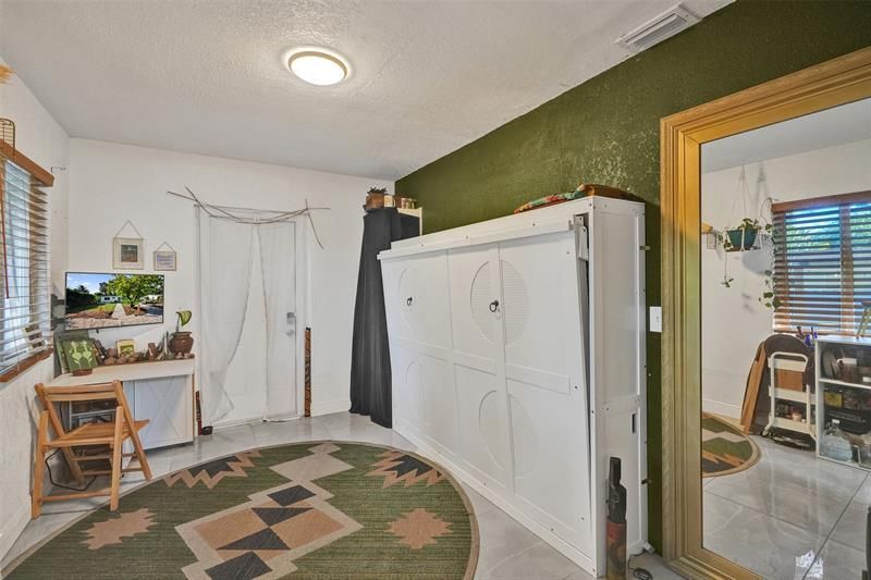 220 NE 165th Street, Miami, FL 33162 Photo