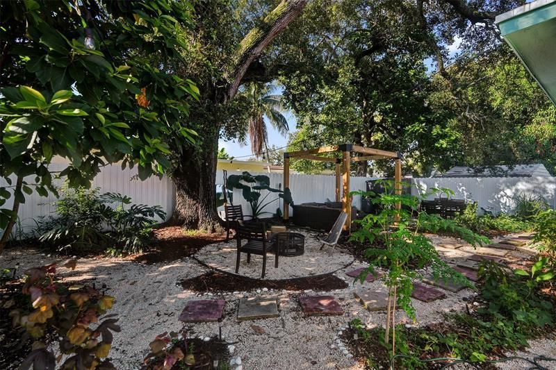 220 NE 165th Street, Miami, FL 33162 Photo