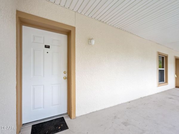 946 15th Street, Unit 201, Holly Hill, FL 32117