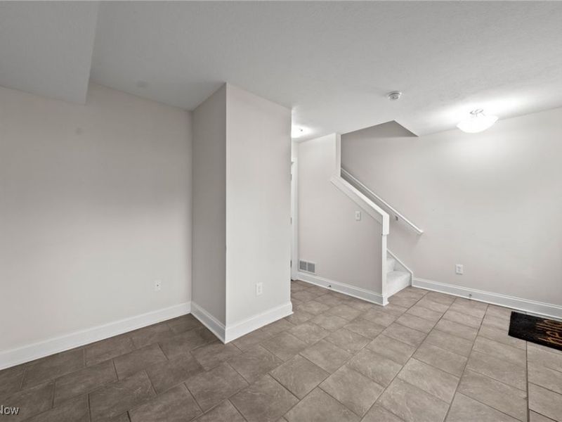 1417 Slate Court, Cleveland Heights, OH 44118 Photo 5