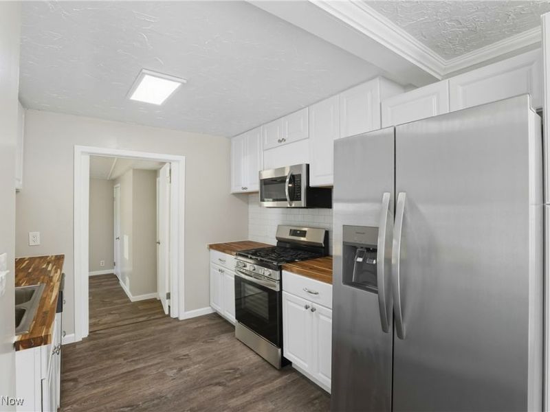 191 Norman Avenue, Avon Lake, OH 44012 Photo 11