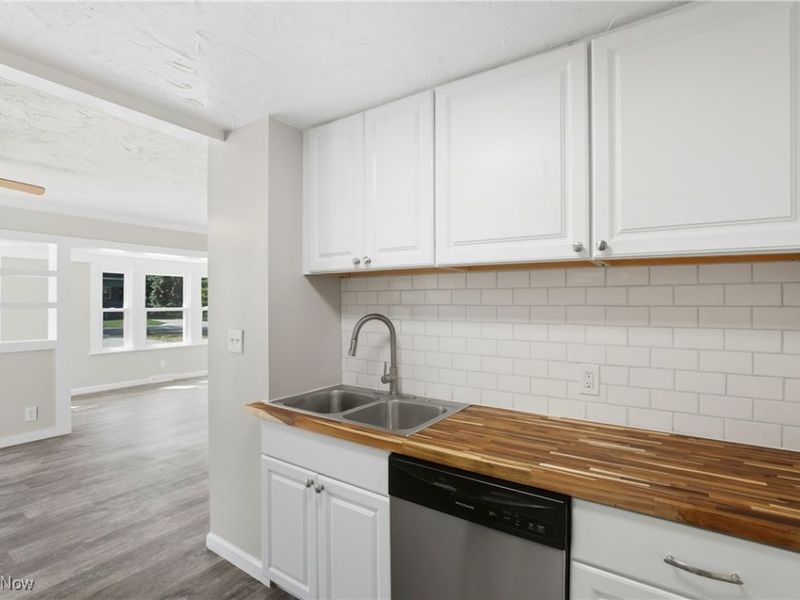 191 Norman Avenue, Avon Lake, OH 44012 Photo 12