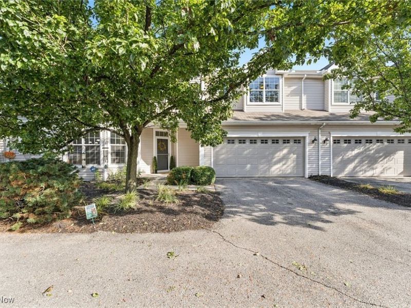 38756 Renwood Avenue, Avon, OH 44011 Photo 2