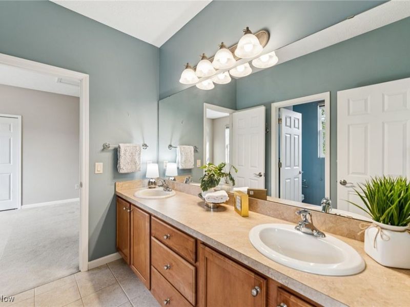 38756 Renwood Avenue, Avon, OH 44011 Photo 32