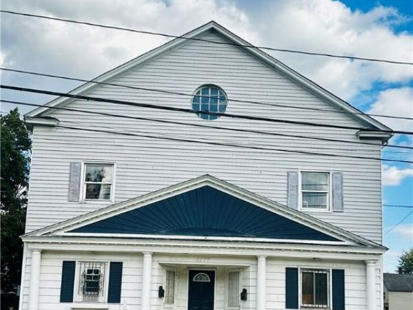 3177 Elyria Avenue, Lorain, OH 44055