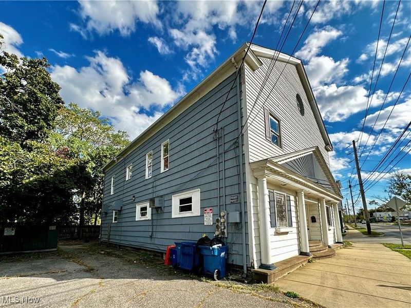 3177 Elyria Avenue, Lorain, OH 44055 Photo 16