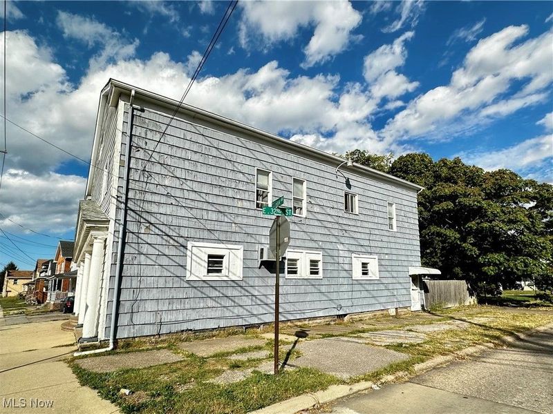 3177 Elyria Avenue, Lorain, OH 44055 Photo 17