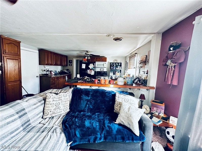3177 Elyria Avenue, Lorain, OH 44055 Photo 6