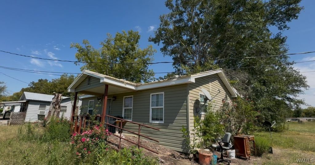203 Vera Vista Avenue, Eutaw, AL 35462 Main Photo