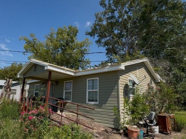 203 Vera Vista Avenue, Eutaw, AL 35462