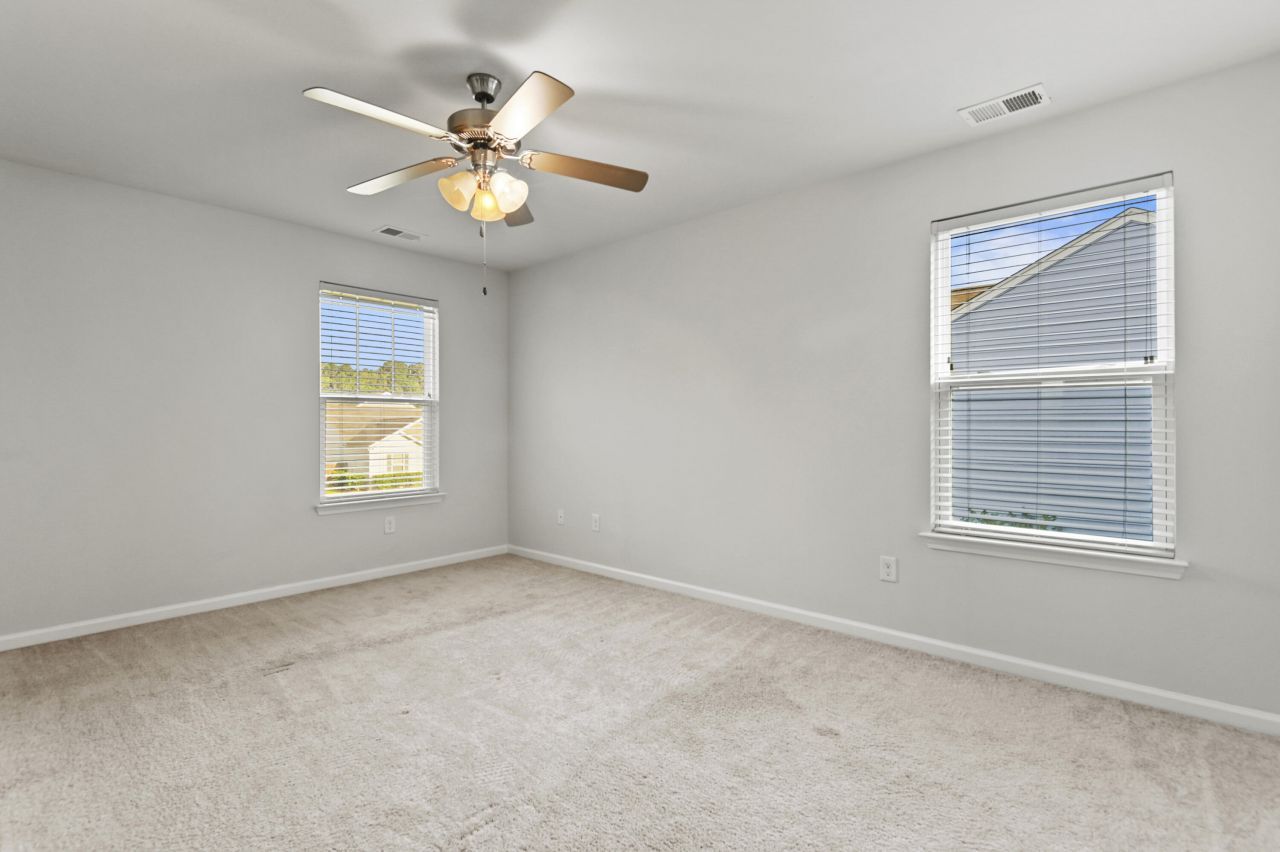 145 Stoney Creek Way Photo 15