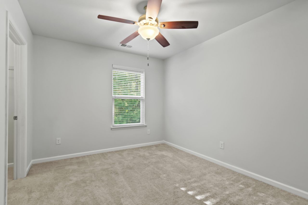 145 Stoney Creek Way Photo 23