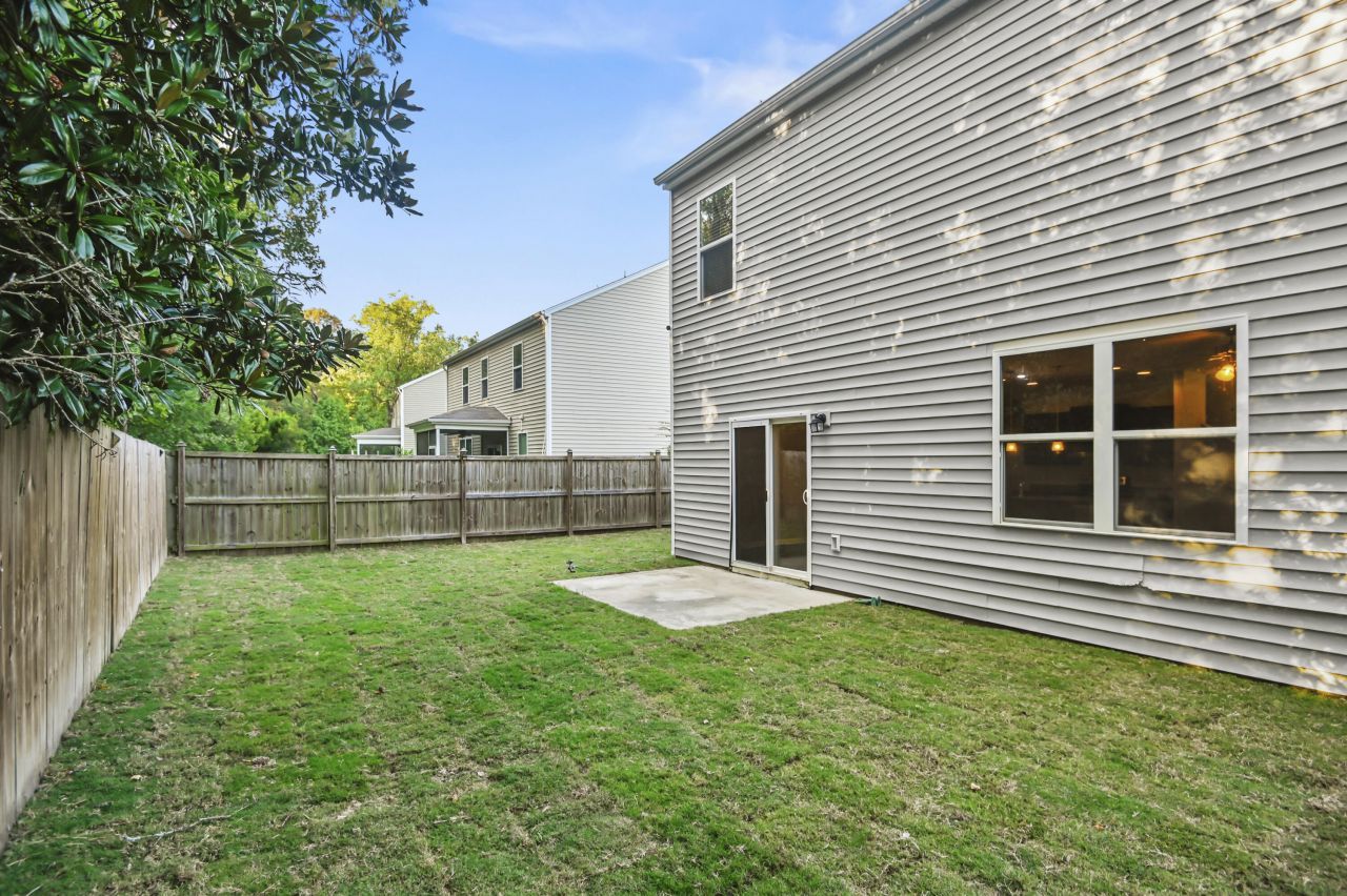 145 Stoney Creek Way Photo 32