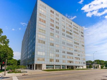 333 W Meyer Boulevard, Unit 215, Kansas City, MO 64113