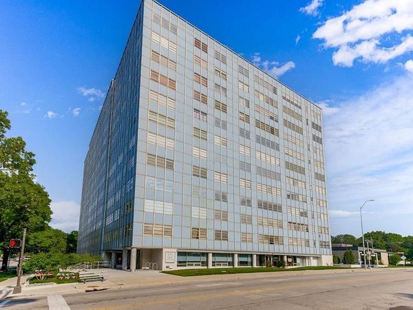333 W Meyer Boulevard, Unit 215, Kansas City, MO 64113
