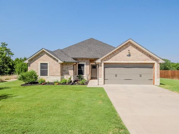 2404 Duro Court, Granbury, TX 76048