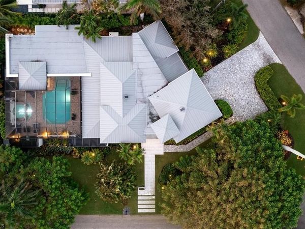 367 5th AVE N, NAPLES, FL 34102