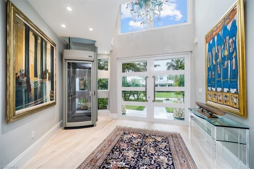 367 5th Ave N, Naples, FL 34102 Photo