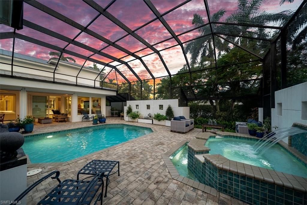 367 5th Ave N, Naples, FL 34102 Photo
