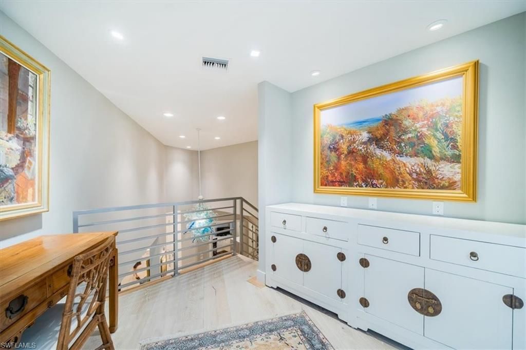 367 5th Ave N, Naples, FL 34102 Photo