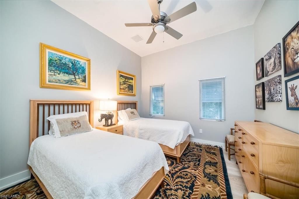 367 5th Ave N, Naples, FL 34102 Photo