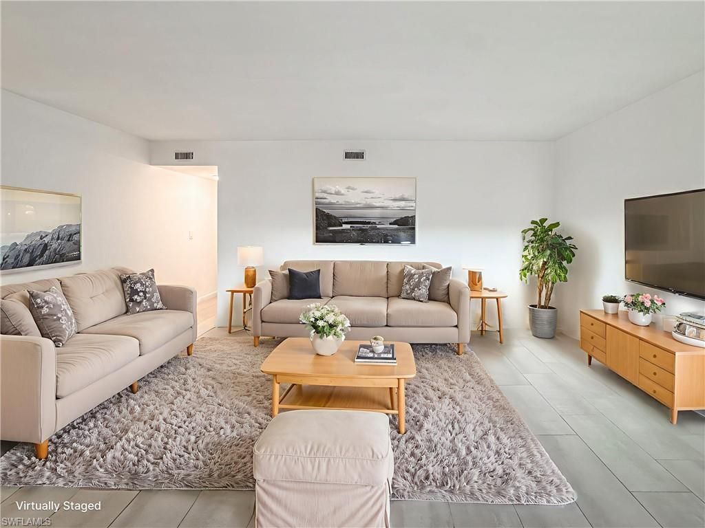 4631 Bayshore Dr, Unit L2, Naples, FL 34112 Photo
