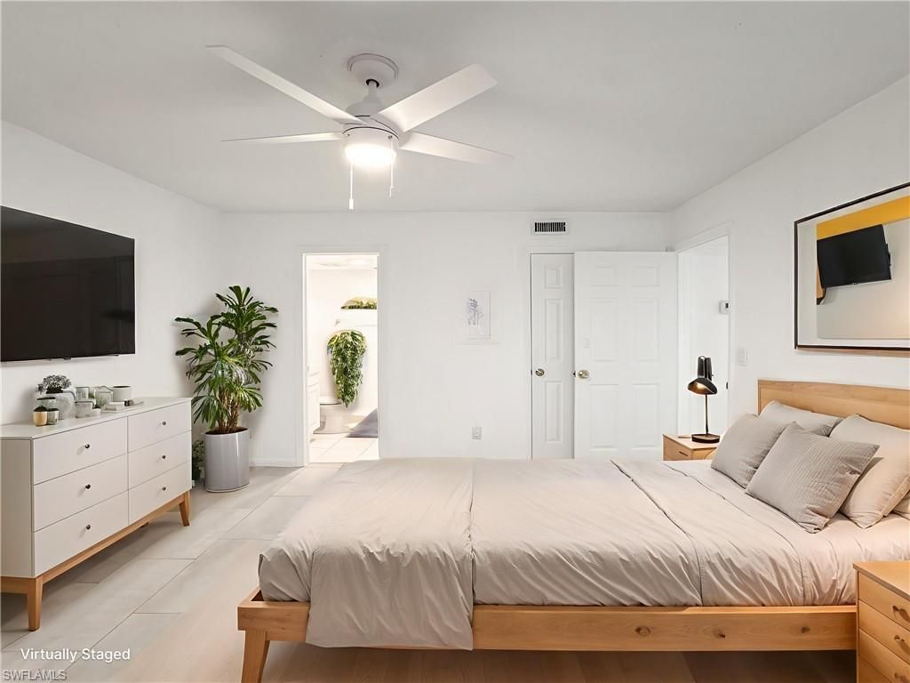 4631 Bayshore Dr, Unit L2, Naples, FL 34112 Photo