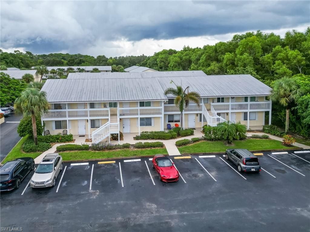 4631 Bayshore Dr, Unit L2, Naples, FL 34112 Photo