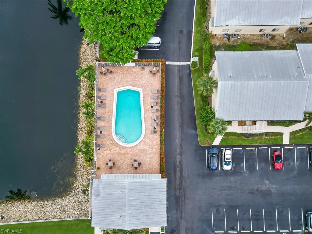 4631 Bayshore Dr, Unit L2, Naples, FL 34112 Photo
