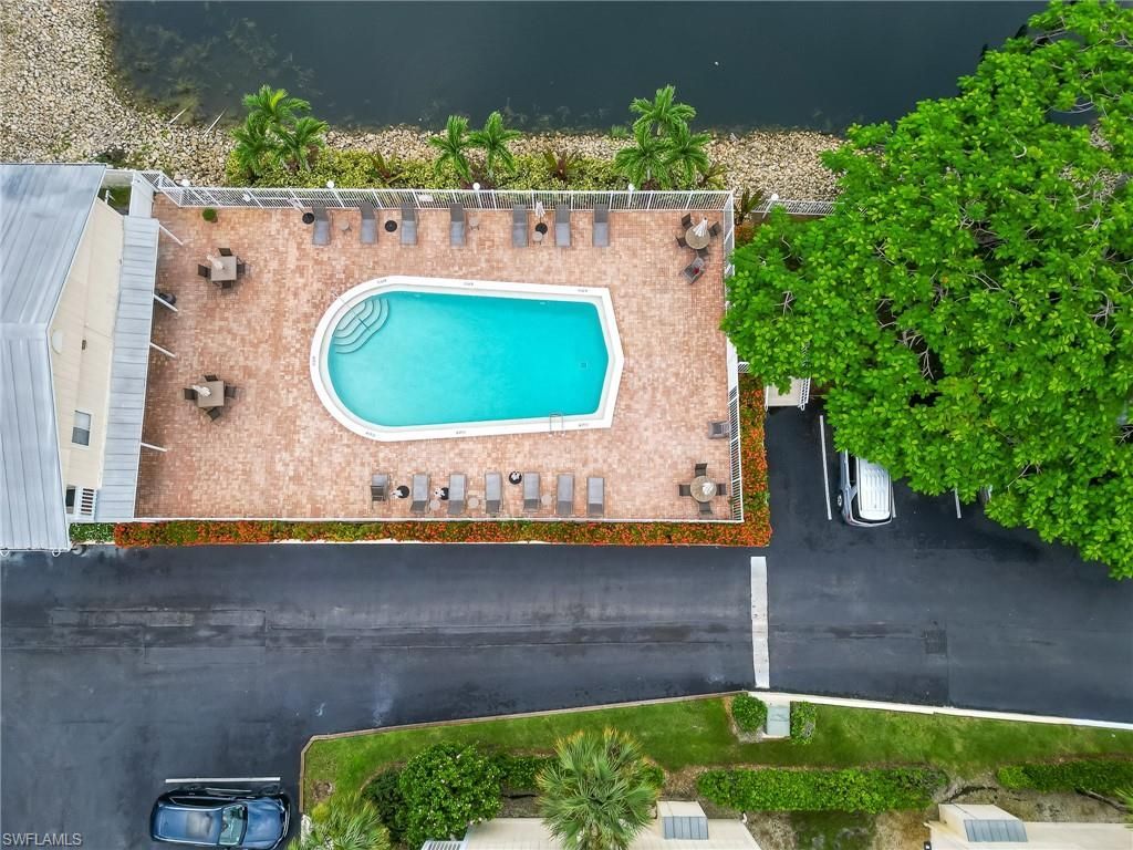 4631 Bayshore Dr, Unit L2, Naples, FL 34112 Photo