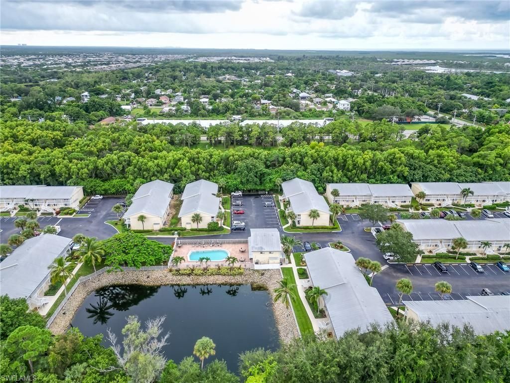 4631 Bayshore Dr, Unit L2, Naples, FL 34112 Photo