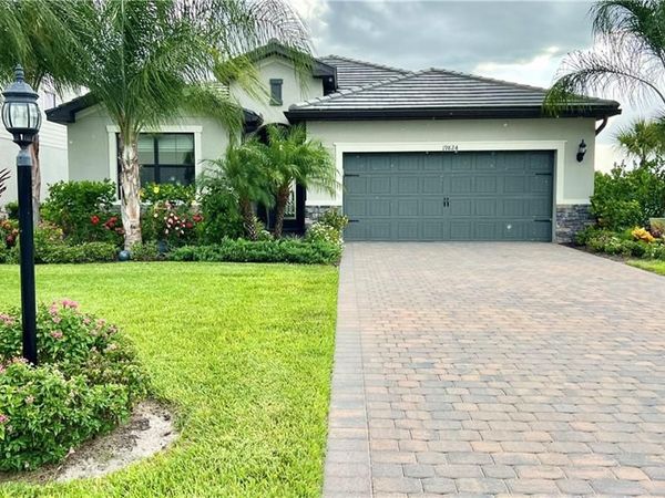 19824 Beechcrest PL, ESTERO, FL 33928