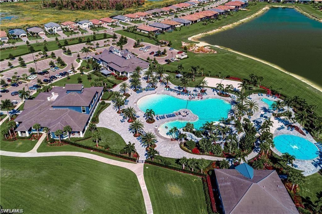 19824 Beechcrest Pl, Estero, FL 33928 Photo