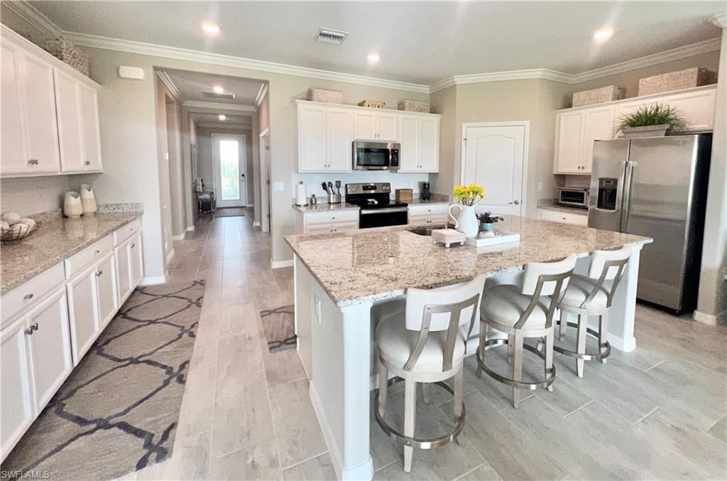 19824 Beechcrest Pl, Estero, FL 33928 Photo