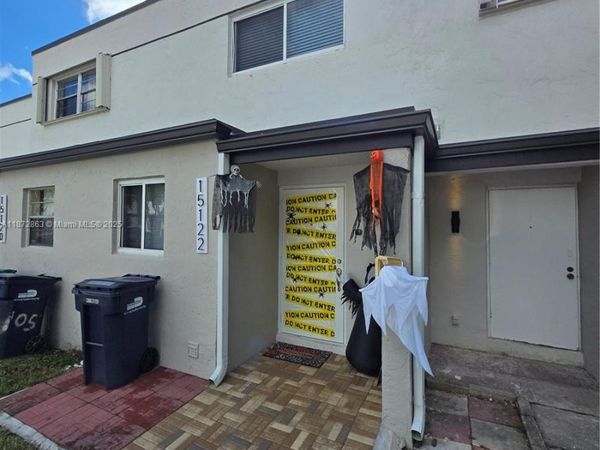 15124 SW 81st St, Unit 102, Miami, FL 33193
