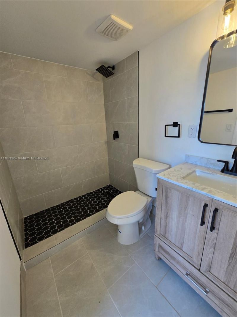 15124 SW 81st St, Unit 102, Miami, FL 33193 Photo