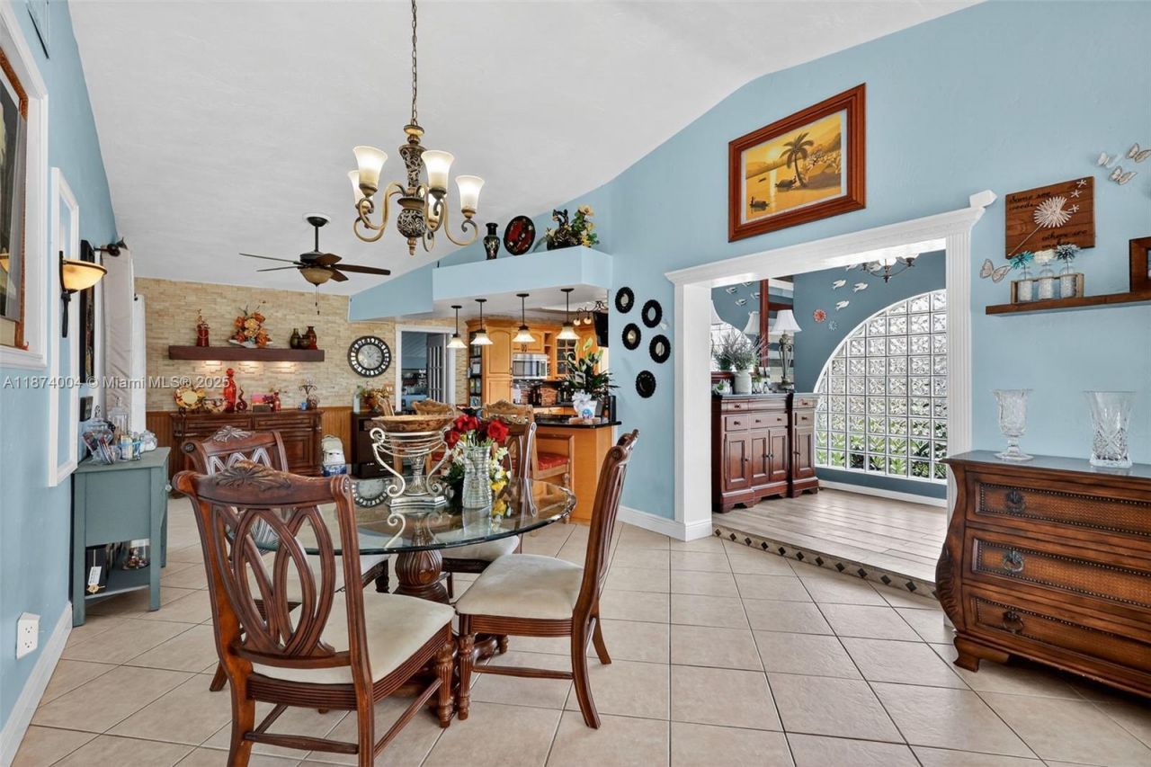 7120 Wilson St, Hollywood, FL 33024 Photo