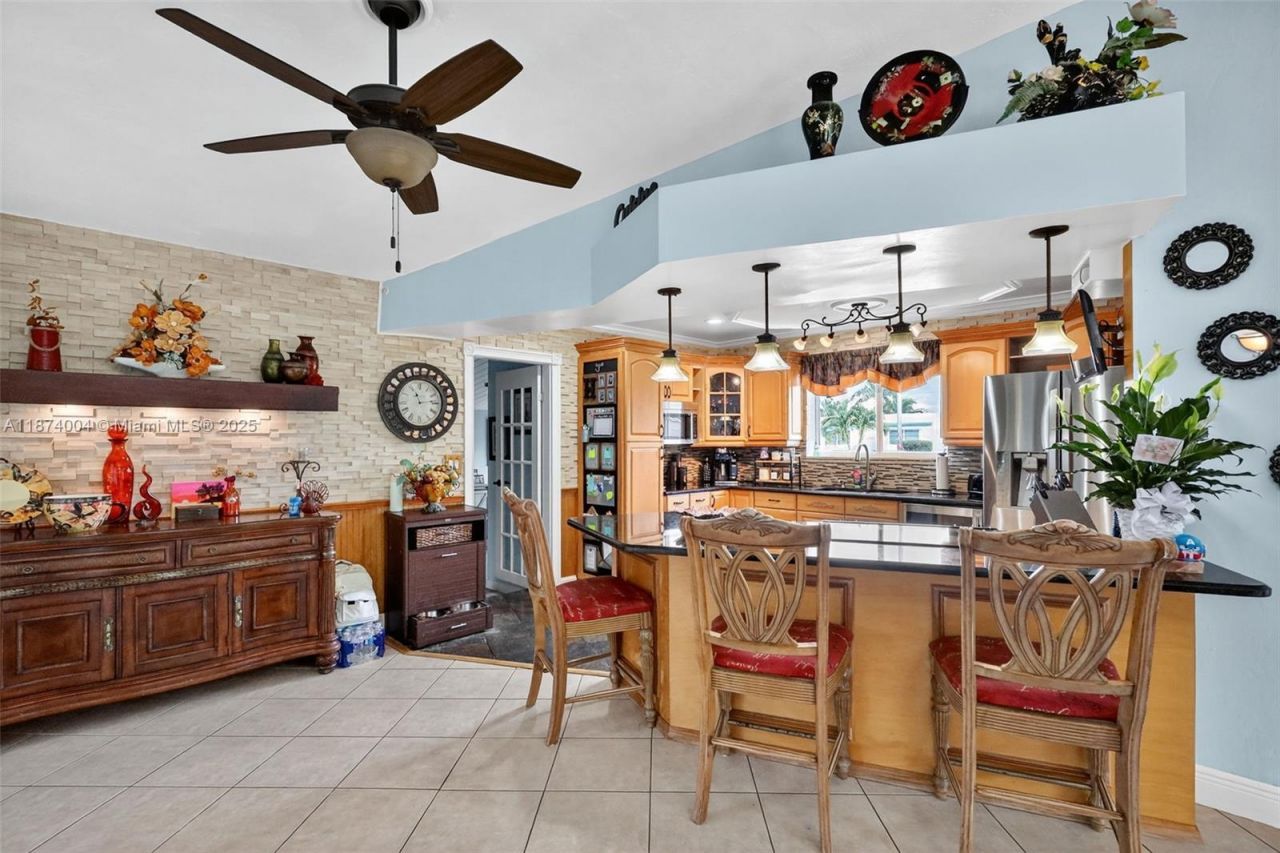 7120 Wilson St, Hollywood, FL 33024 Photo