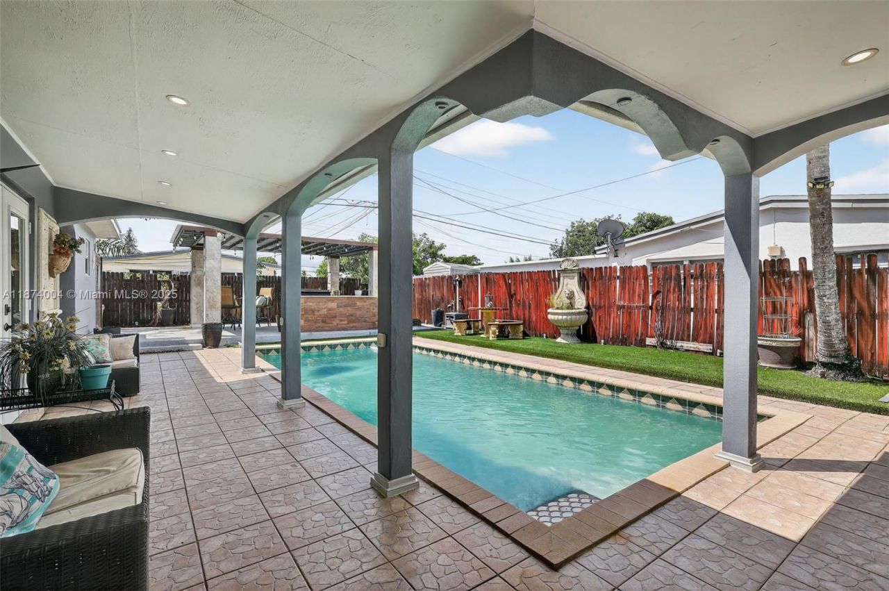 7120 Wilson St, Hollywood, FL 33024 Photo