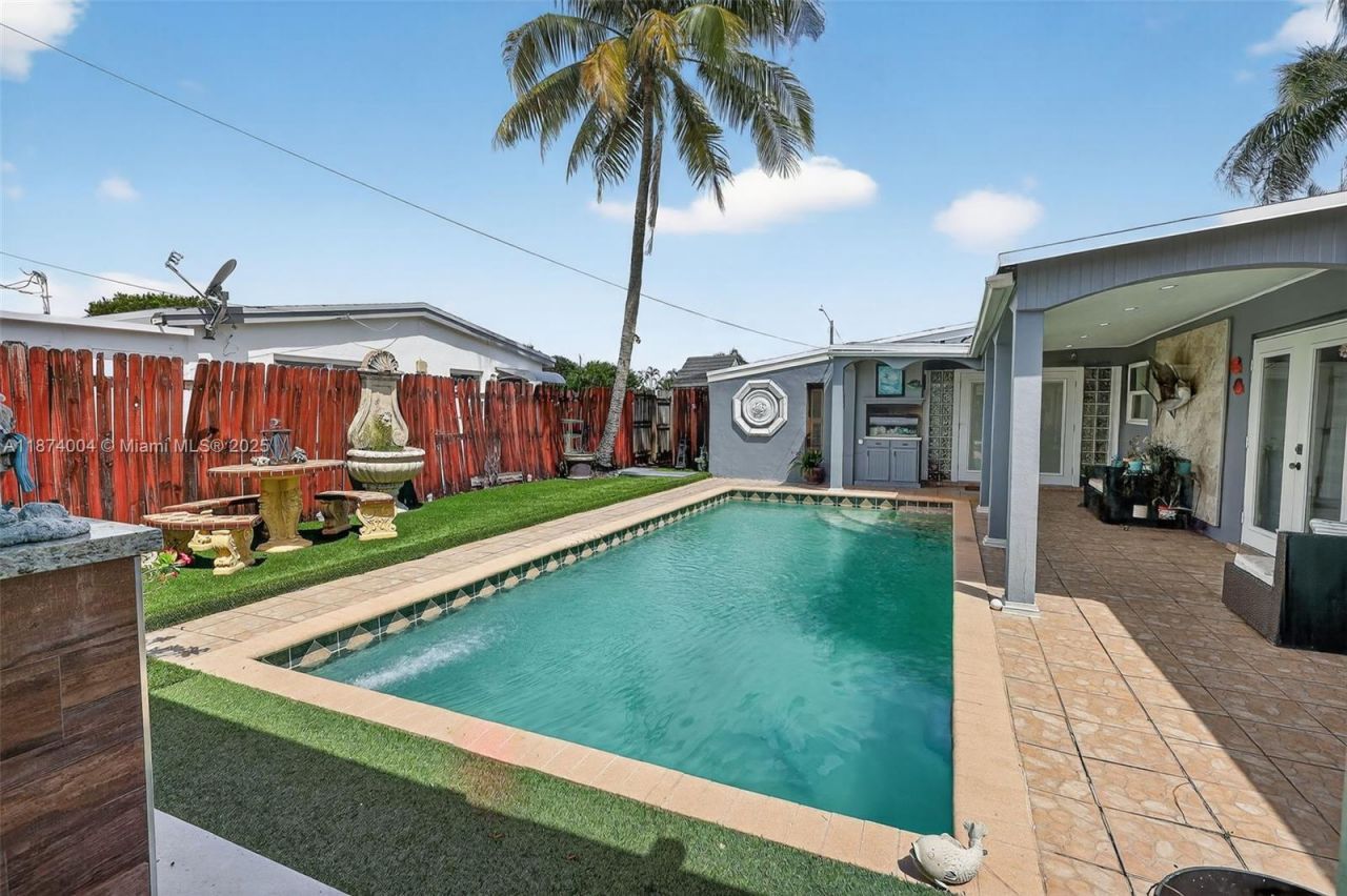 7120 Wilson St, Hollywood, FL 33024 Photo