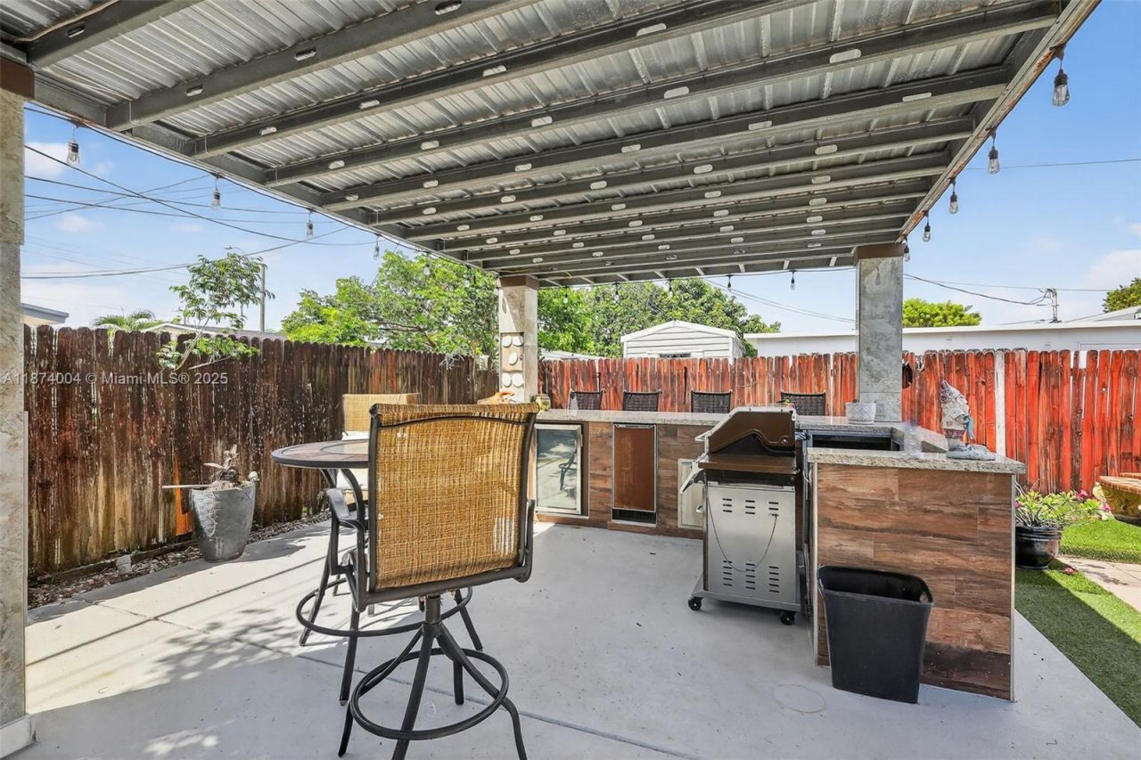 7120 Wilson St, Hollywood, FL 33024 Photo