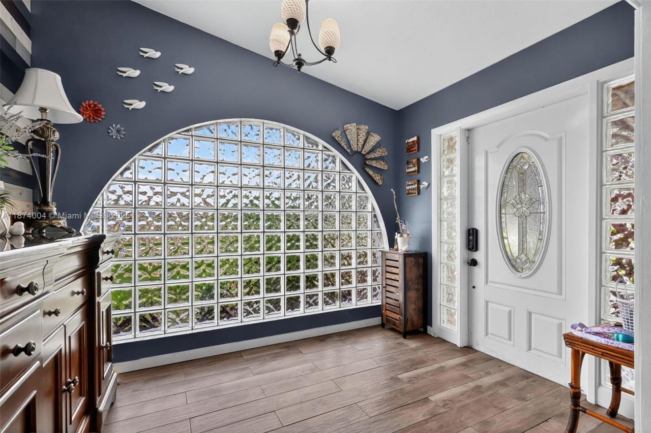 7120 Wilson St, Hollywood, FL 33024 Photo