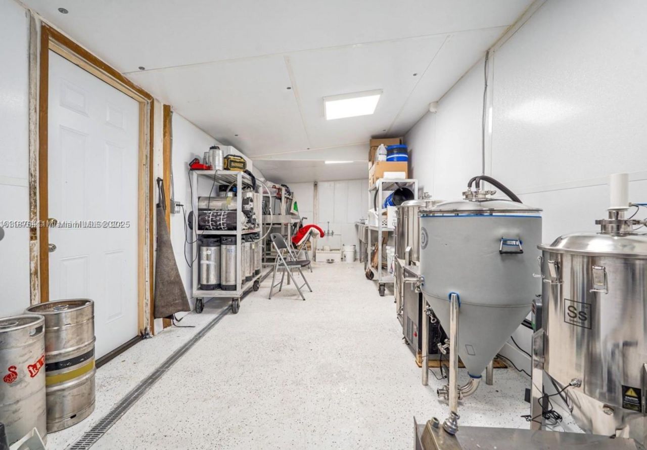 17480 SW 232nd St, Miami, FL 33170 Photo