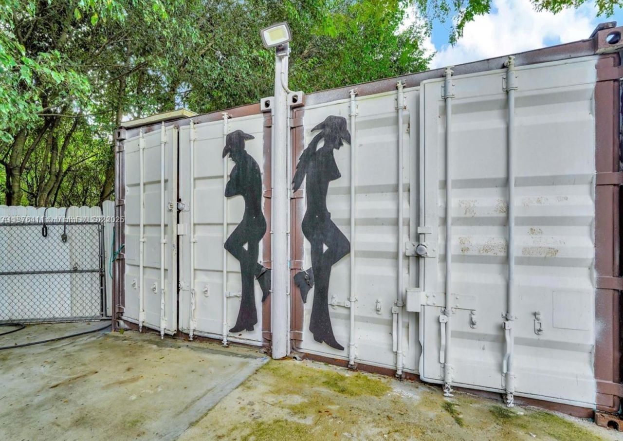 17480 SW 232nd St, Miami, FL 33170 Photo