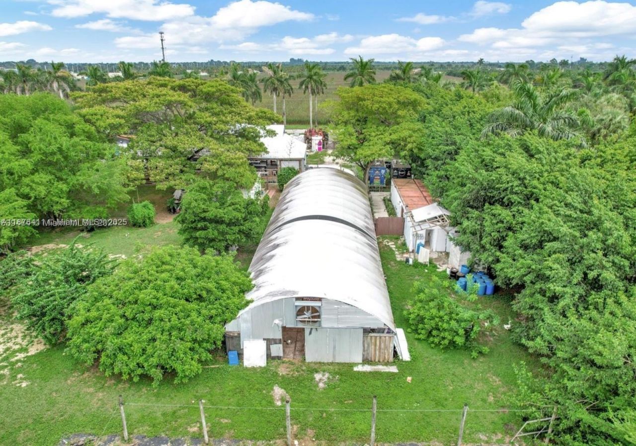 17480 SW 232nd St, Miami, FL 33170 Photo