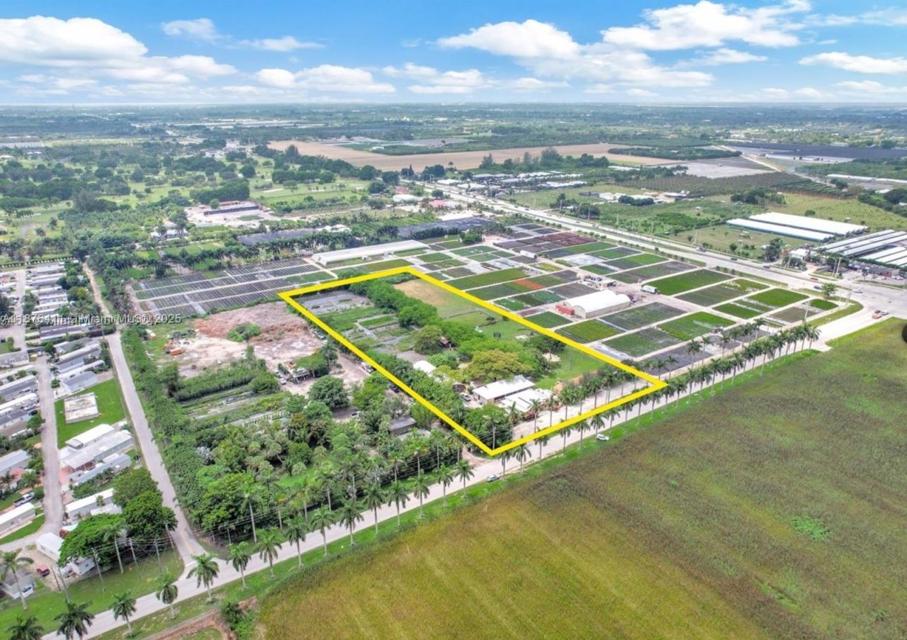 17480 SW 232nd St, Miami, FL 33170 Photo