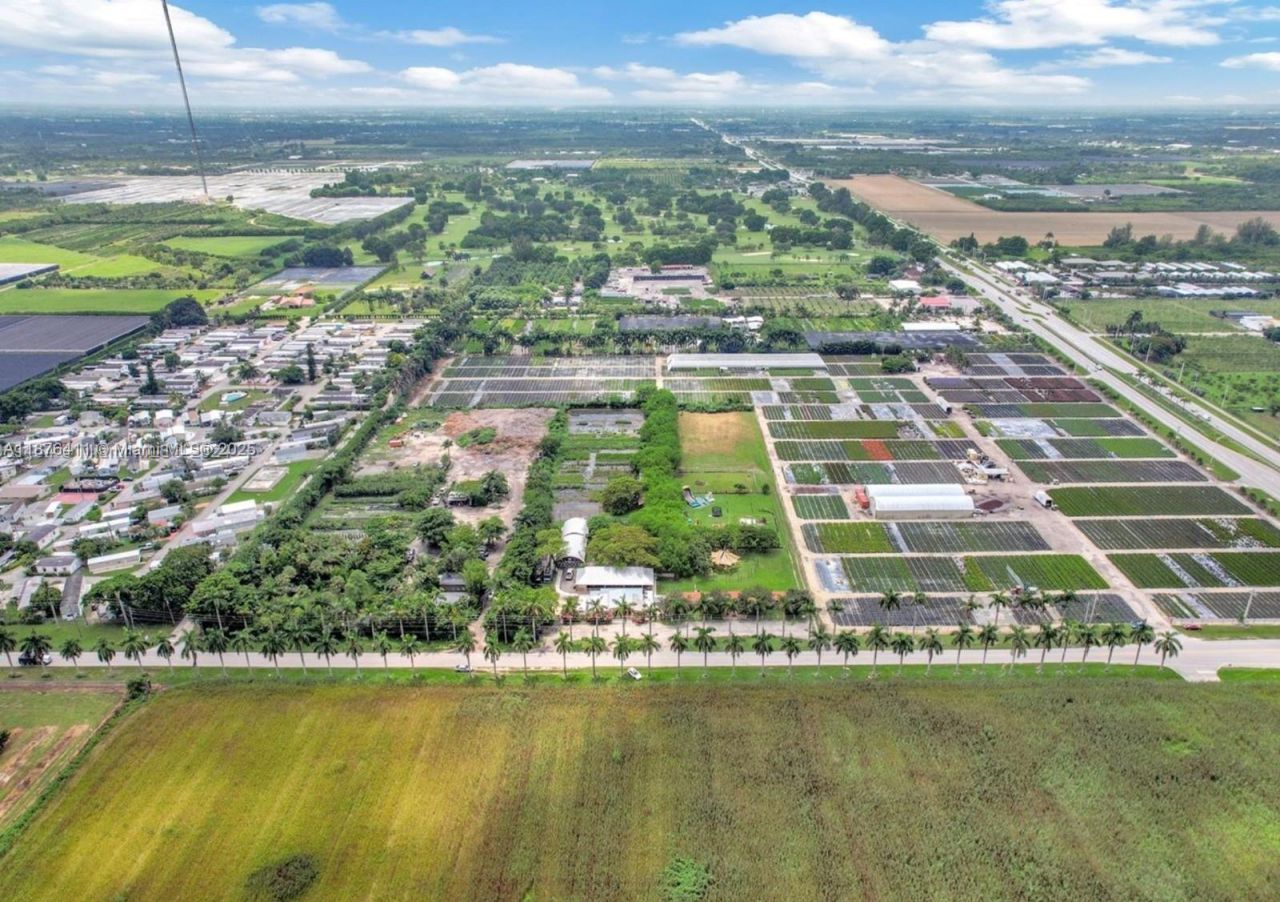 17480 SW 232nd St, Miami, FL 33170 Photo